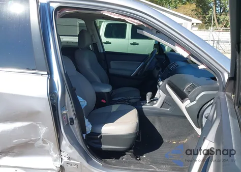 2017 Subaru Forester 2.5I Limited z USA, uszkodzony, nr VIN JF2SJAJC6HH411518